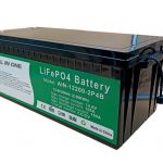 الیکٹرک گاڑی کے ل ONE ایک 2.56KWh 2000 سائیکل 12v بیٹری lifepo4 200ah لتیم پیک میں